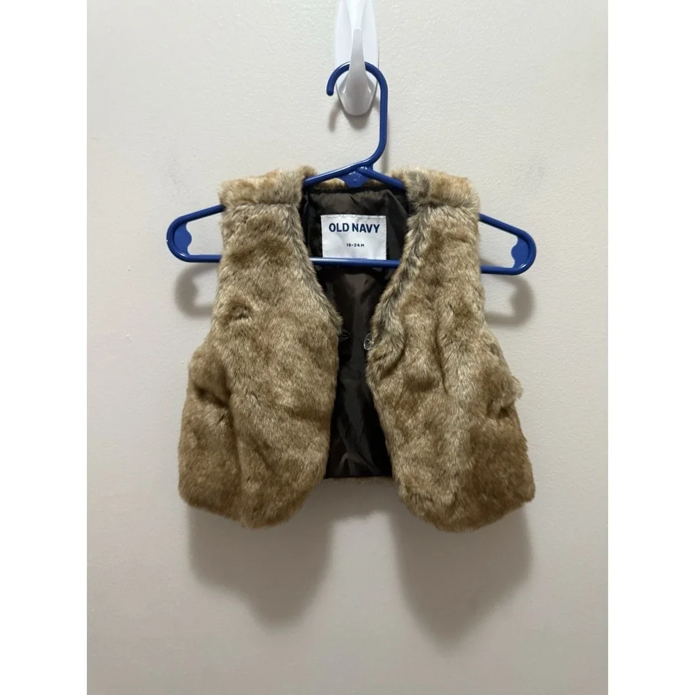 Old Navy Baby Faux Fur Vest – Size 18-24M – Brown Tan Sleeveless Winter Layer
